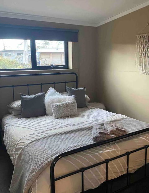 Great Lakes Wilderness Three Bedroom Home - Accommodation Great Ocean Road 2