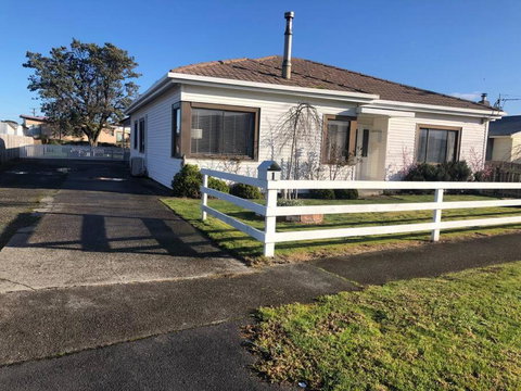 Guesthouse On Grant Street - Accommodation Great Ocean Road 2