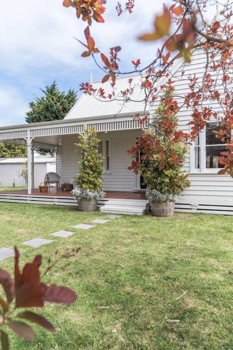 Hamptons On Selby- Barwon Heads. Family And Couples Beach Escape - Accommodation Great Ocean Road 0