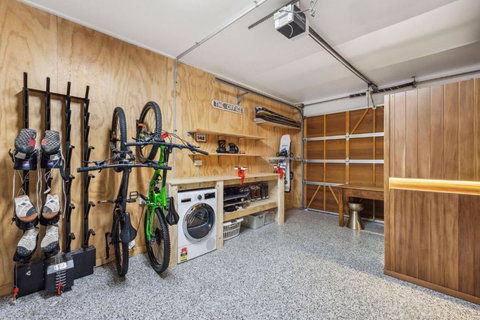 Ice 3 - Accommodation Great Ocean Road 3