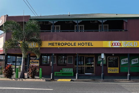 Hotel Metropole Proserpine - Accommodation Great Ocean Road 1