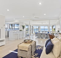 Adrift Retreat - St Georges Basin Waterfront Home - Accommodation Great Ocean Road