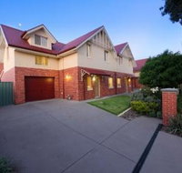 Albury Suites - Schubach Street - Accommodation Great Ocean Road