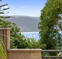 APARTMENT 23 PACIFIC APARTMENTS - sit on the deck and soak in the view - Accommodation Great Ocean Road