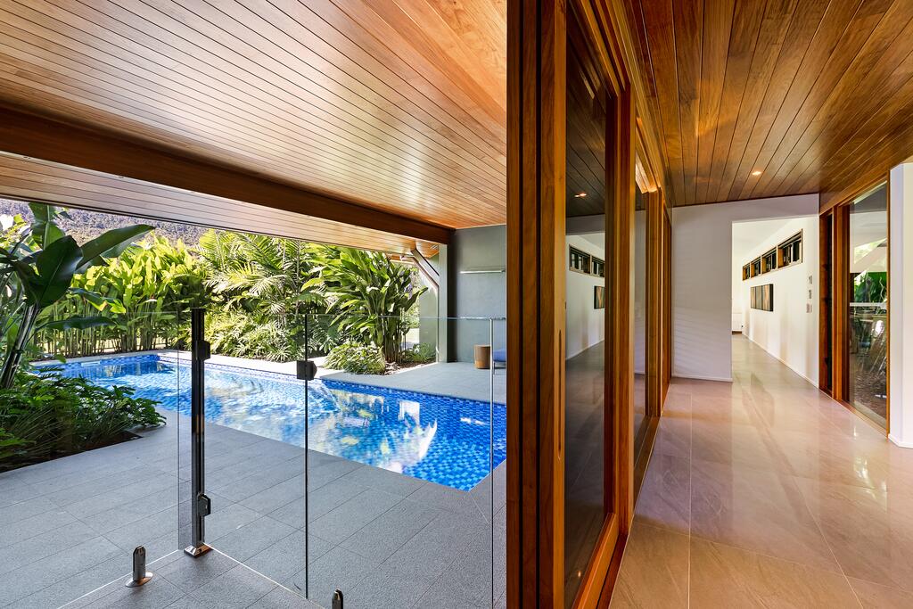 Flametree QLD Accommodation Great Ocean Road