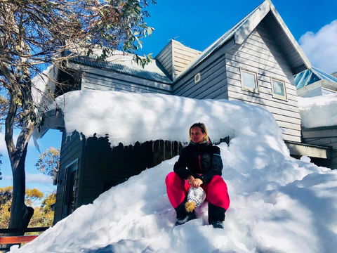 MAGNIFICENT SKIING ON MOUNT BULLER - Accommodation Great Ocean Road 2