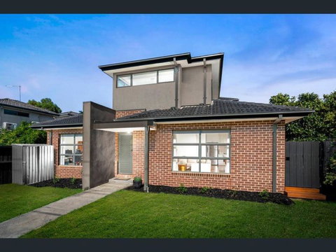 Melbourne Home Close To Airport & Train Station - Accommodation Great Ocean Road 2