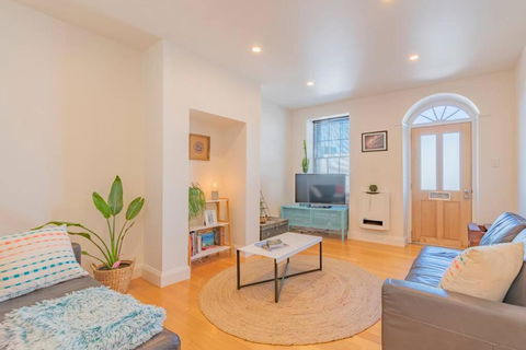 MELVINGTON BOUTIQUE APARTMENT IN HOBART CBD O - Accommodation Great Ocean Road 0