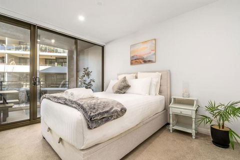 Modish Apartment Near Parliamentary Triangle - Accommodation Great Ocean Road 0