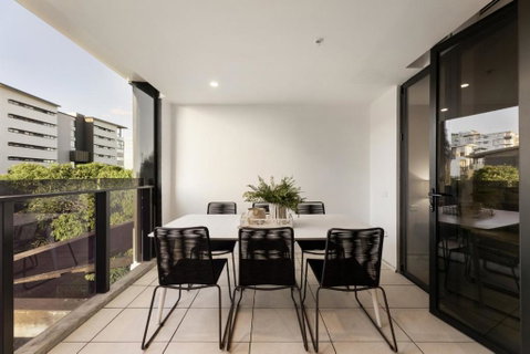Modern Luxury Gabba Apartment - Accommodation Great Ocean Road 0
