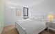 Modern 1-Bed City Apartment With Pool And Gym - thumb 2