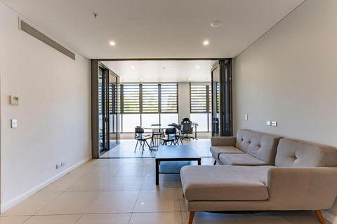 Modern 2B With Loft Bed Parking Central Mascot - Accommodation Great Ocean Road 0