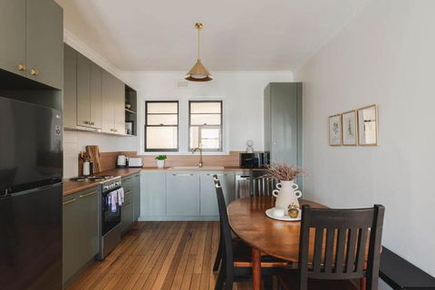 Modern 3-Bed Coastal Escape - Accommodation Great Ocean Road 0