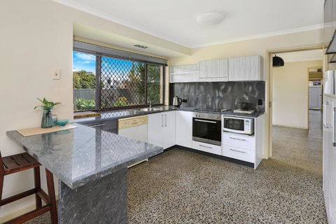 NAROO7- PRIME, CENTRE OF MOOLOOLABA LOCATION - Accommodation Great Ocean Road 1