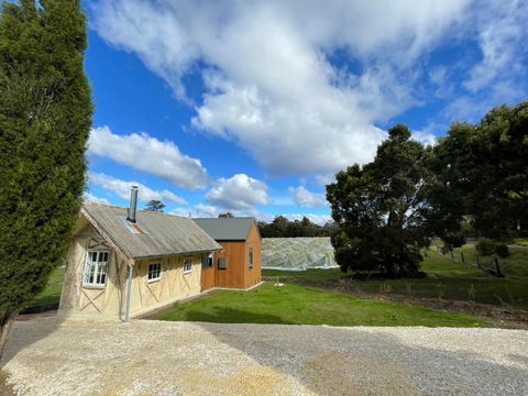 NEST- Luxury Vineyard Accommodation - Accommodation Great Ocean Road 3