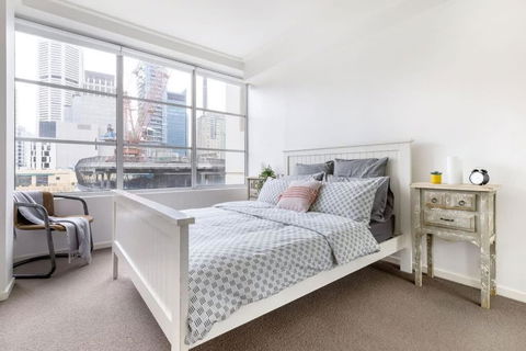 NEW! A Comfy & Stylish Apt Next To Darling Harbour - Accommodation Great Ocean Road 0
