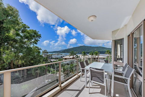 NEW! Gorgeous 2BR Apartment With Stunning Ocean Views! - Accommodation Great Ocean Road 2