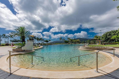 NEW! Gorgeous 2BR Apartment With Stunning Ocean Views! - Accommodation Great Ocean Road 3