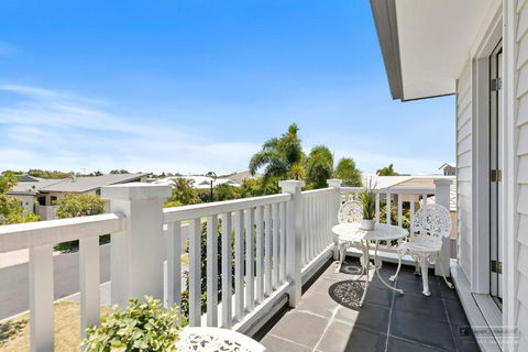 NEW HAVEN - Garden View Balcony - Accommodation Great Ocean Road 0
