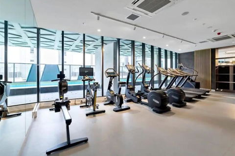 NEW Skyline View Luxury Apt Homey Heart Of ADL - Accommodation Great Ocean Road 2