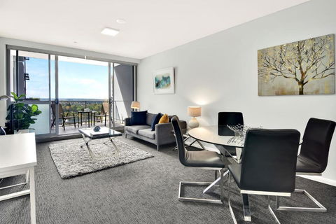 North Sydney Large Two Bedroom MIL2302 - Accommodation Great Ocean Road 0