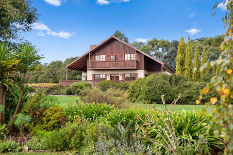 Northway Downs Estate Vineyard - Accommodation Great Ocean Road 0