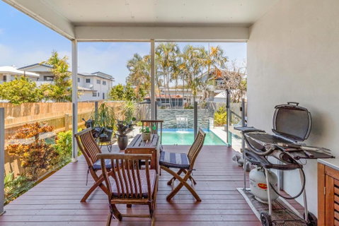 On Esplanade Own Flat & Pool, Manly Cafe Precinct - Accommodation Great Ocean Road 3