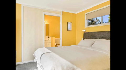 Orange Blossom- Comboyne Mountain Cottages - Accommodation Great Ocean Road 3