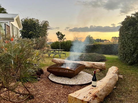 Orange Blossom- Comboyne Mountain Cottages - Accommodation Great Ocean Road 0