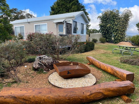 Orange Blossom- Comboyne Mountain Cottages - Accommodation Great Ocean Road 1