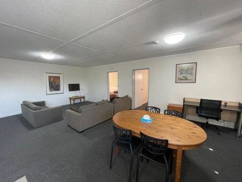 Parkside Inn Motel - Accommodation Great Ocean Road 3