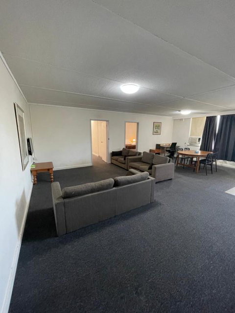 Parkside Inn Motel - Accommodation Great Ocean Road 2