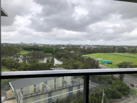 Parkview Modern Apartment W Parking @ Olympic Park - Accommodation Great Ocean Road 3
