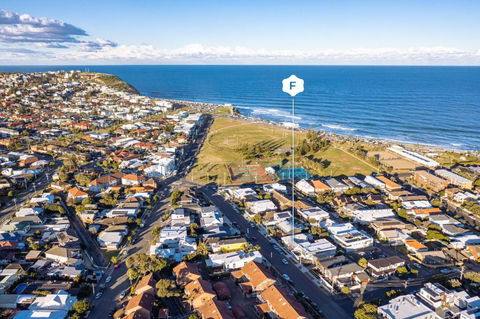 Pattys Cottage - Pet Friendly Home In Merewether - Accommodation Great Ocean Road 0