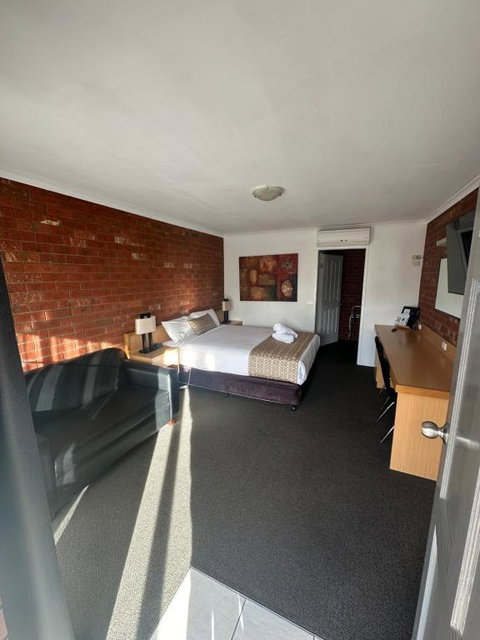 Pevensey Motor Lodge - Accommodation Great Ocean Road 2