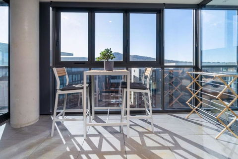 Perfectly Located 1BR BA Apartment - Accommodation Great Ocean Road 1