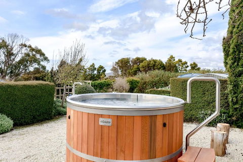 Petite Chateau Waterfront Chateau With Hot Tub - Accommodation Great Ocean Road 3