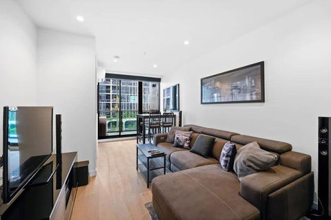 PM Residences - Modern Luxury 2BR Apt W Parking - Accommodation Great Ocean Road 1