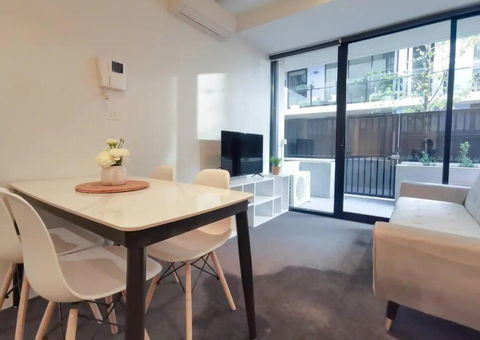 PR126-1 BR Comfy Stay Next To Station With FREE Parking - Accommodation Great Ocean Road 3
