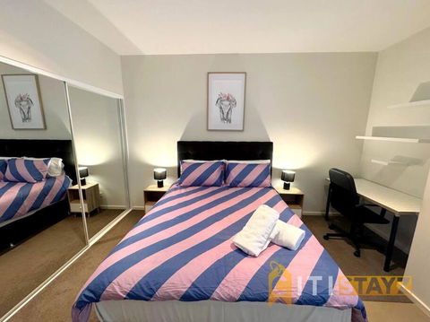 Pretty Penthouse - Close To ANU - Accommodation Great Ocean Road 3
