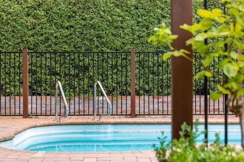 Private Pool Retreat In Watson - Accommodation Great Ocean Road 0