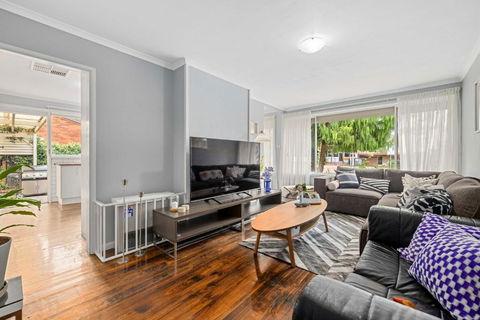 Private Pool Retreat In Watson - Accommodation Great Ocean Road 3
