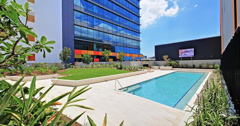 Private Bedroom & Bathroom In Shared Inner Brisbane Apartment - Accommodation Great Ocean Road 1