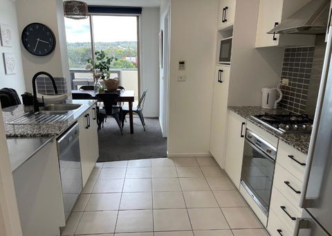 Qbn Cracker: 2BR, 2BA, 2 Secure B/ Ment Car Parks - Accommodation Great Ocean Road 3
