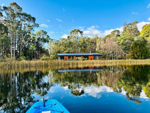Quamby Bluff Lake House, Deloraine, Tasmania - Accommodation Great Ocean Road 0