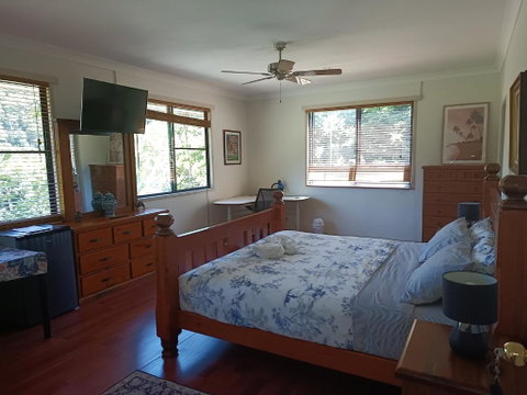 Quand0ng Valley Inn - The Hidden Waterfall Family Retreat - Accommodation Great Ocean Road 0