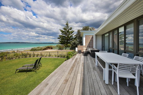 Azure Absolute Beachfront - Pet Friendly - Accommodation Great Ocean Road 0