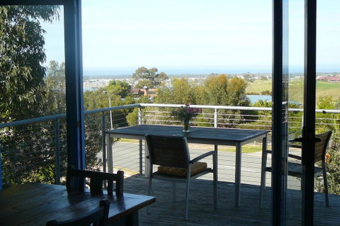 Banksia Waters - Accommodation Great Ocean Road 2