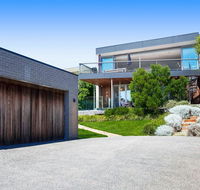Bay Vista - Amazing Bay Views with the beach at your doorstop