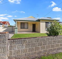 BAY YARD - large yard wifi family friendly. - Accommodation Great Ocean Road